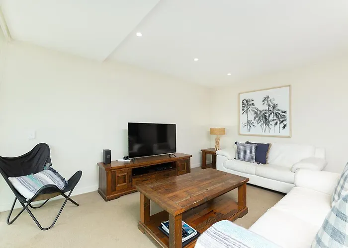 The Strand 303
